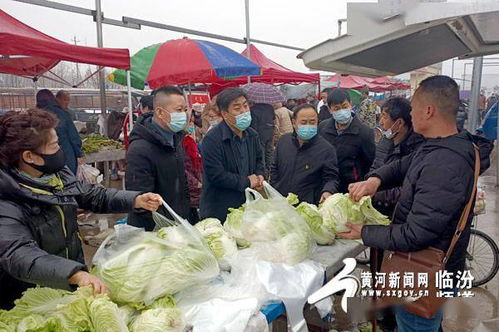 侯马市市场监管局加强春节期间商品价格检查